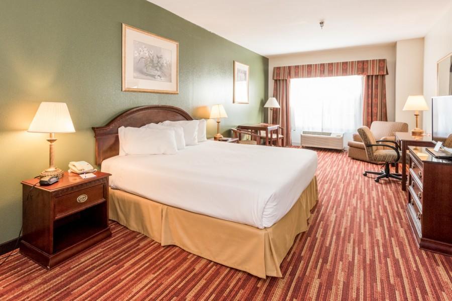Baymont By Wyndham Montgomery South Номер фото